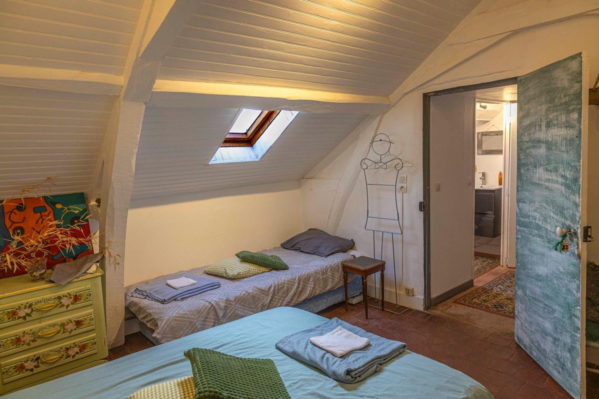 Chambre D'Hotes Les Jardins De Marie, Sci Charles III Bernay  Dış mekan fotoğraf