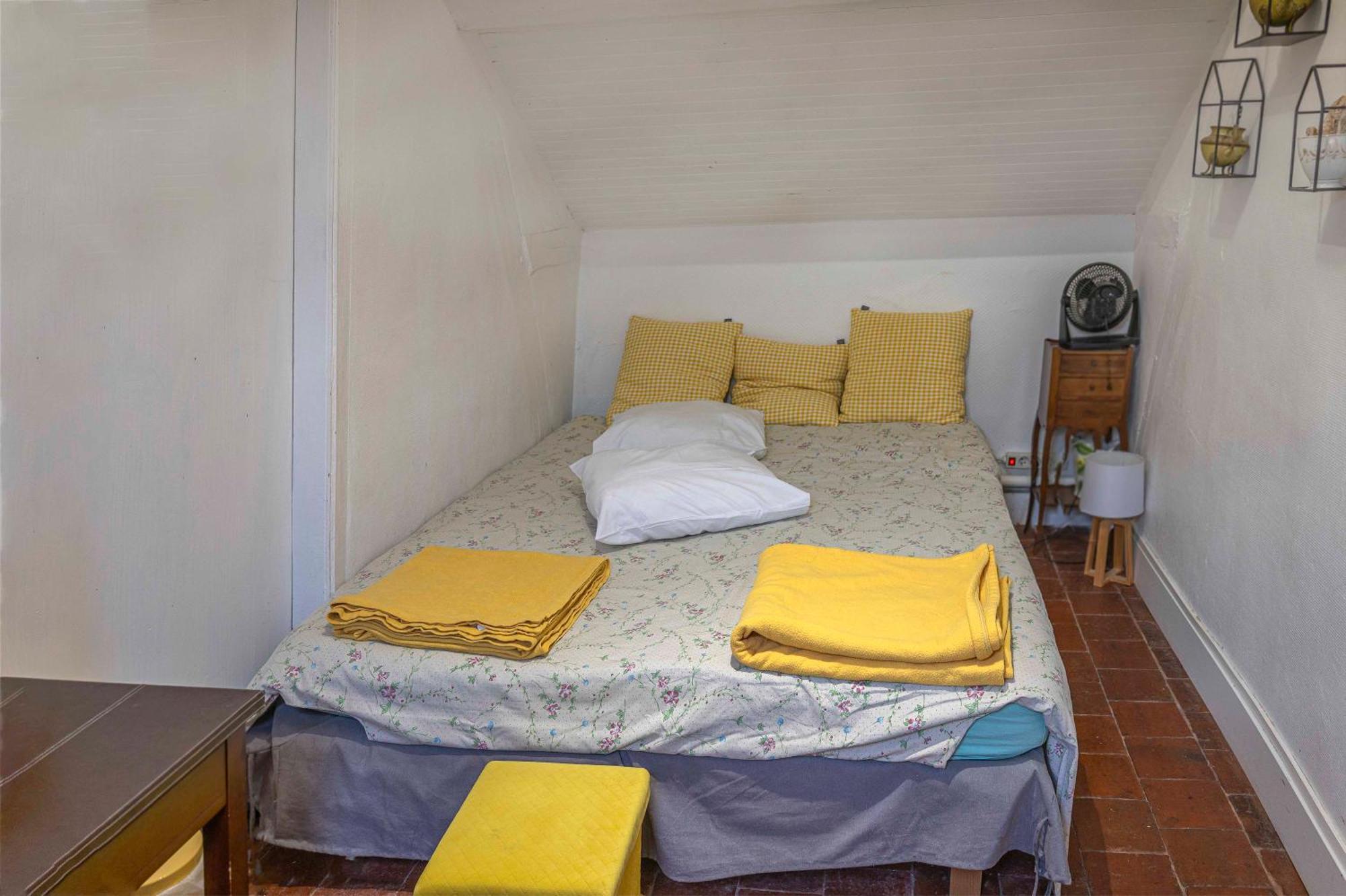 Chambre D'Hotes Les Jardins De Marie, Sci Charles III Bernay  Dış mekan fotoğraf